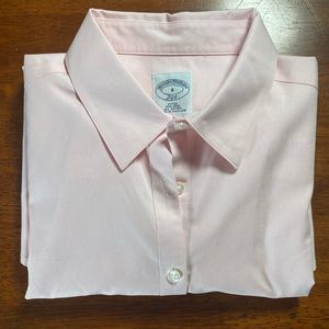 Brooks Brothers 346 pale pink button down blouse